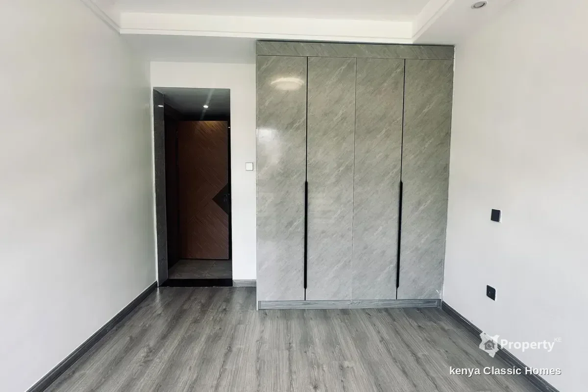Detail 3 of 3-Bedroom Apartment with DSQ for rent @Ksh. 180K