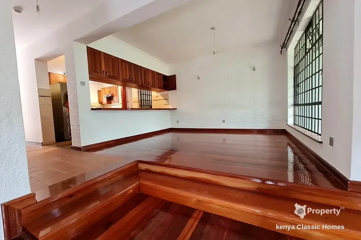 Detail 3 of 4-BEDROOM TOWNHOUSE FOR RENT – LAVINGTON
