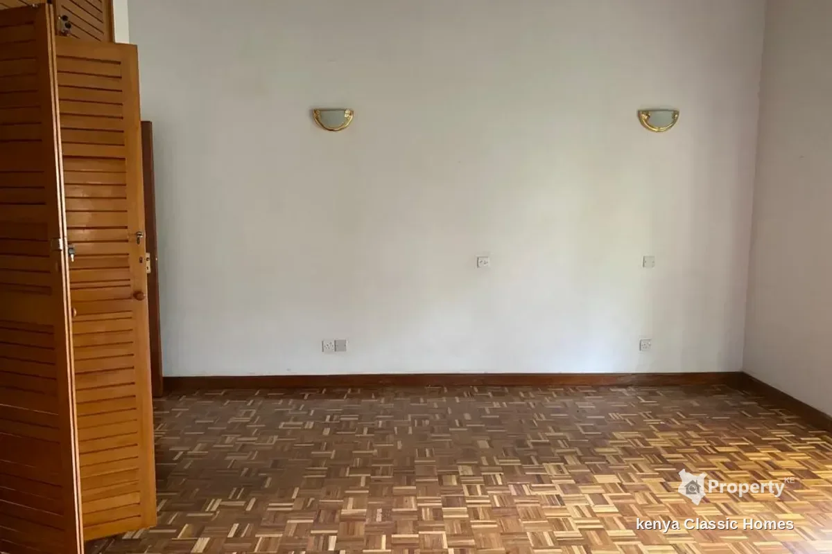 Detail 3 of 4 bedrooms townhouse for rent in Lavington
